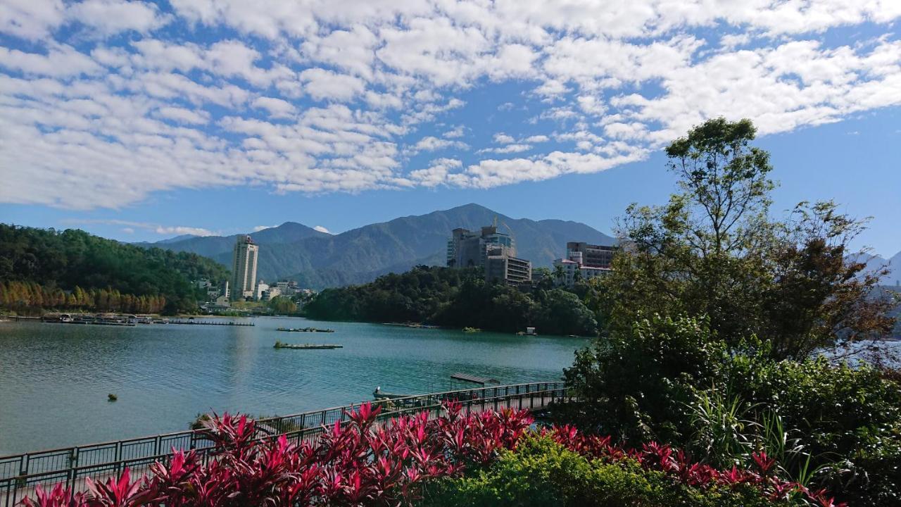 Zhaohong Homestay Yuchi Exterior foto